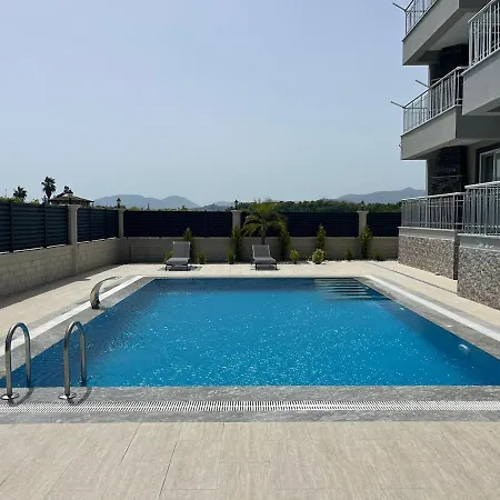 Elite Life With Pool In Dalamanda דירה